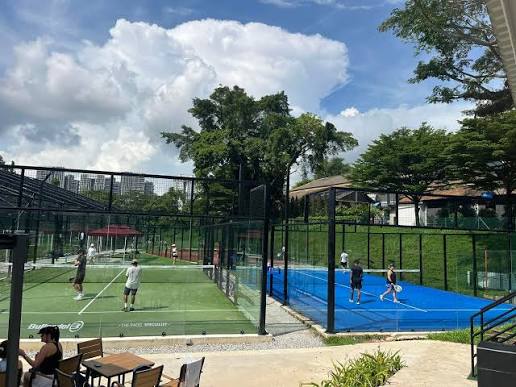 The Cage Padel Tribe
